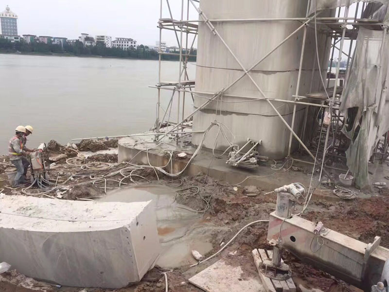 北京钢筋混凝土切割｜桥梁切割拆除一次成型